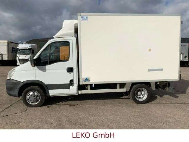 IVECO 35C12, Seitentür Kühlkoffer LKW < 3.5t - Photo 3