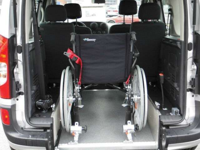Neuer MERCEDES-BENZ Citan 111CDI TourerEdition,AMF Rollstuhlrampe leichter Lieferwagen - Photo 6