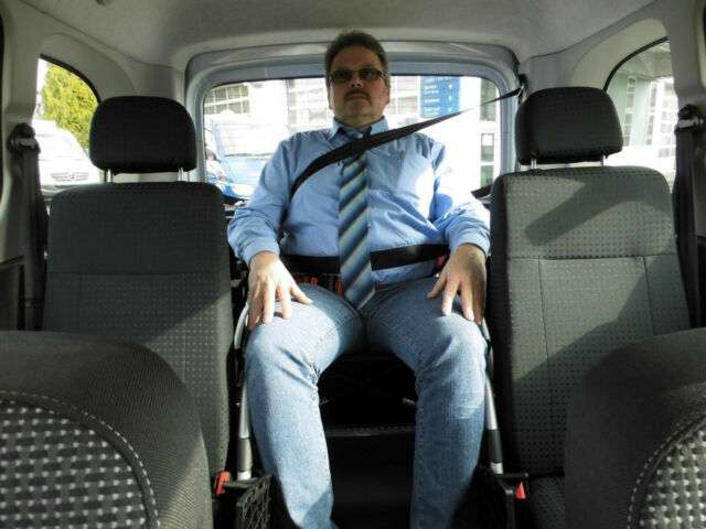Neuer MERCEDES-BENZ Citan 111CDI TourerEdition,AMF Rollstuhlrampe leichter Lieferwagen - Photo 8