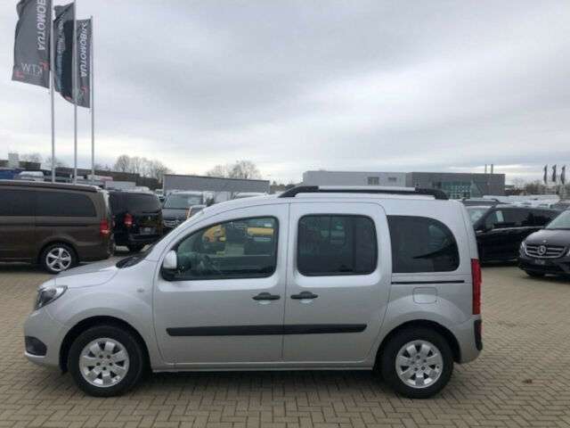 MERCEDES-BENZ Citan 111TourerEdition,lang,Navi,Rückfahrkamera leichter Lieferwagen - Photo 5