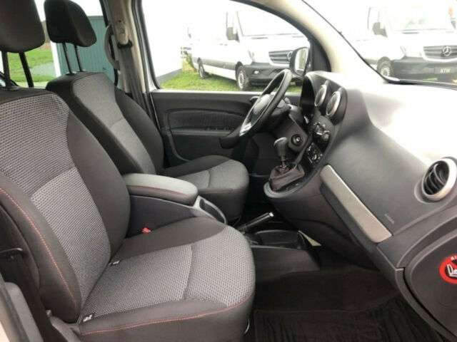 MERCEDES-BENZ Citan 111TourerEdition,lang,Navi,Rückfahrkamera leichter Lieferwagen - Photo 9