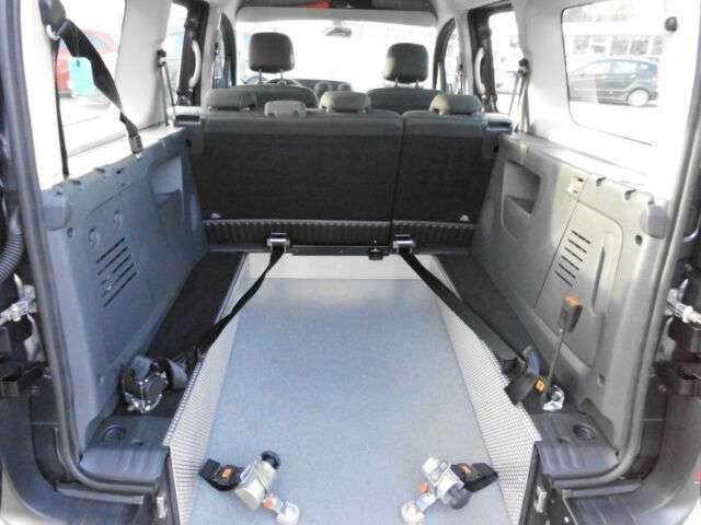 MERCEDES-BENZ Citan 111TourerEd.,Extralang,AMF Rollstuhlrampe leichter Lieferwagen - Photo 3