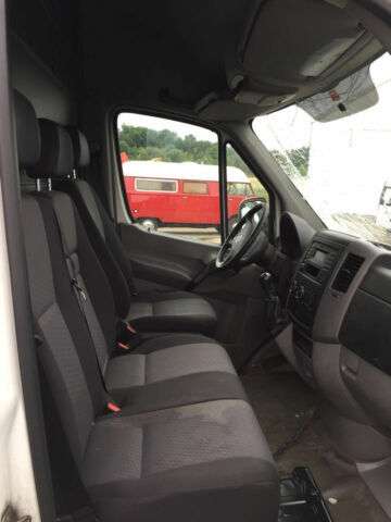 VOLKSWAGEN Crafter Kastenwagen Maxi Lang/Hoch Kastenwagen - Photo 3