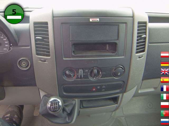 VOLKSWAGEN Crafter 30 2.0 TDI L1H1 Kastenwagen - Photo 13